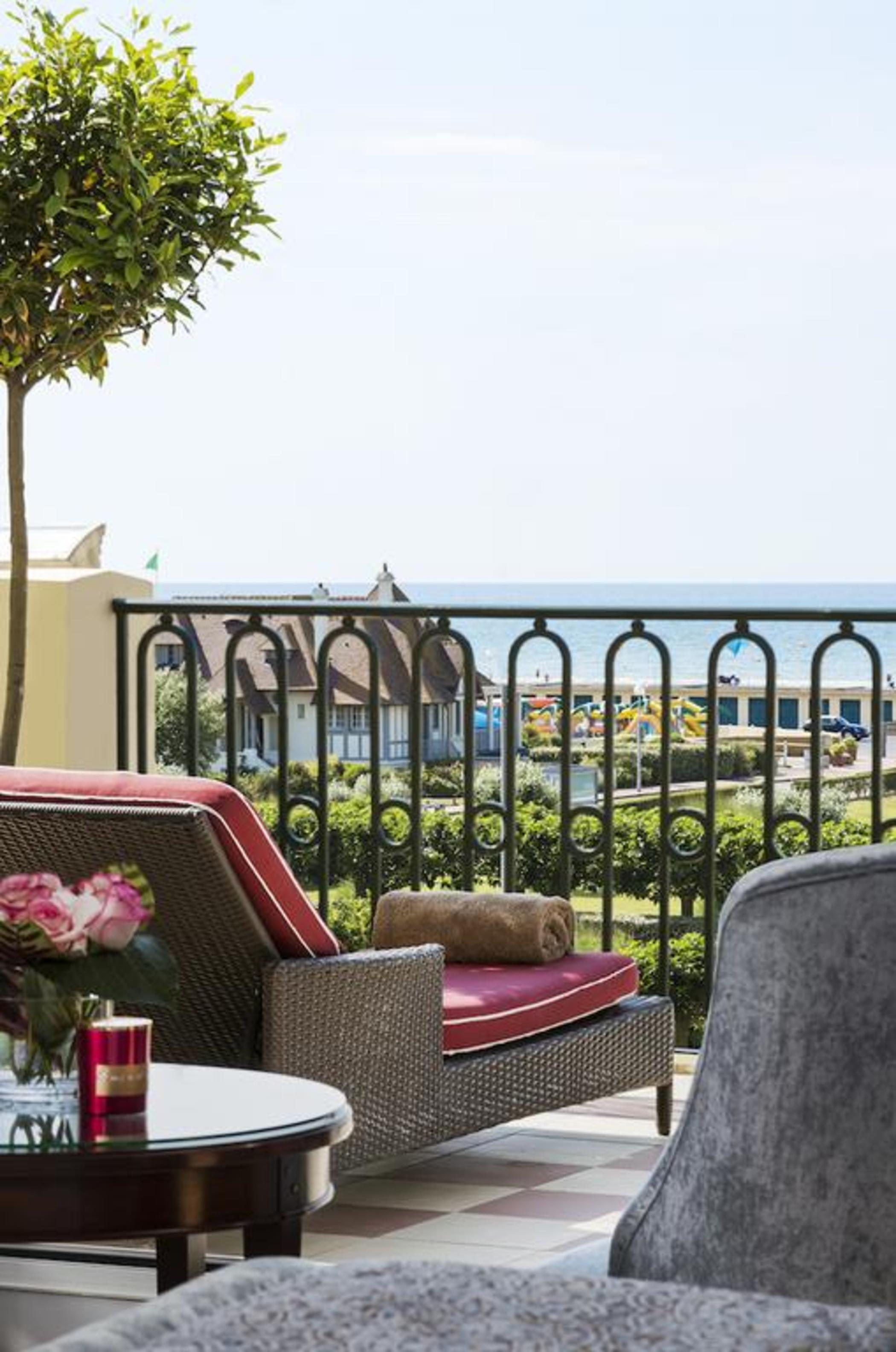 Barriere Le Royal 5*