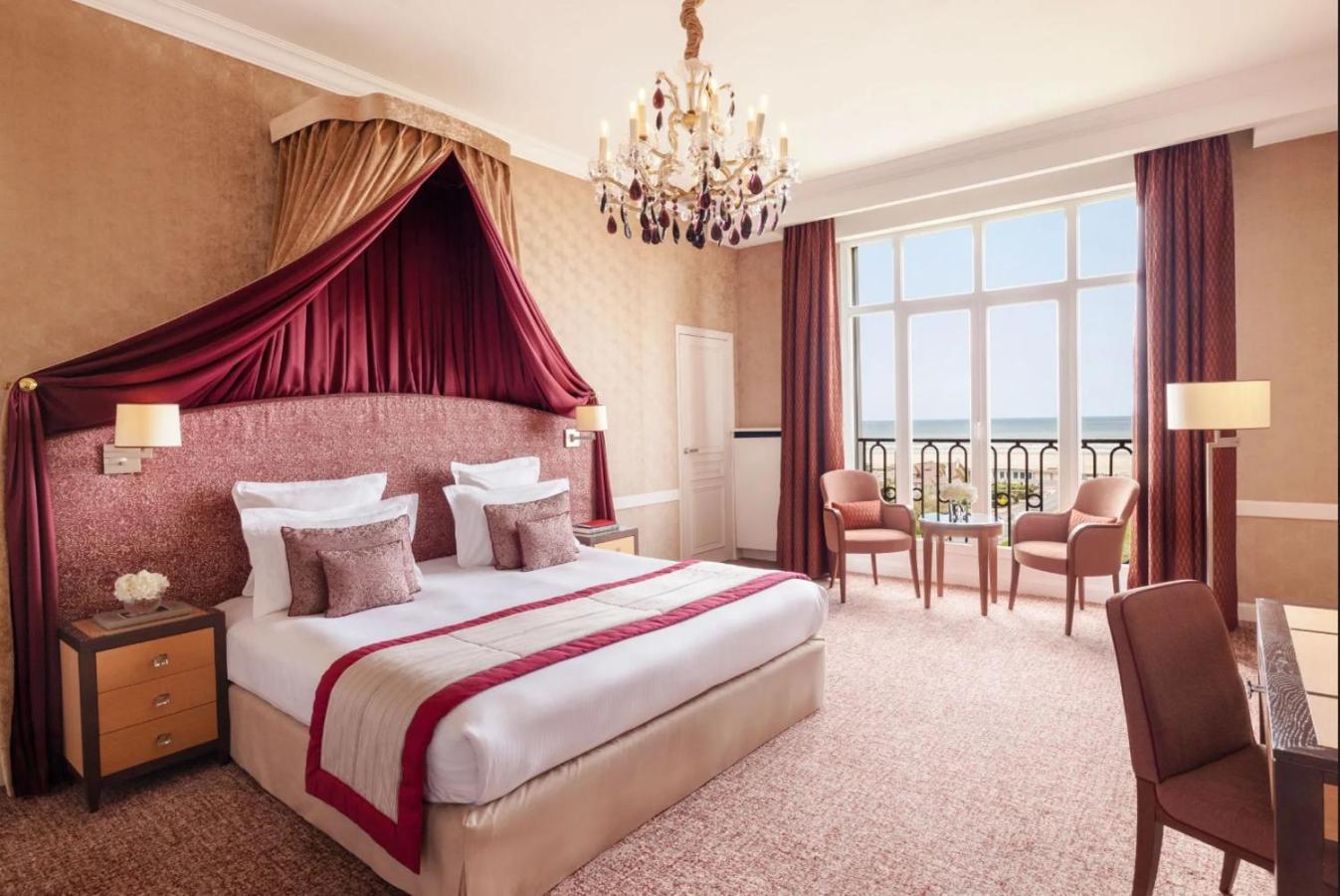 Hotel Barriere Le Royal