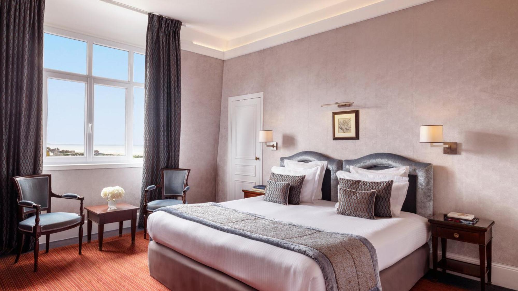Barriere Le Royal 5*