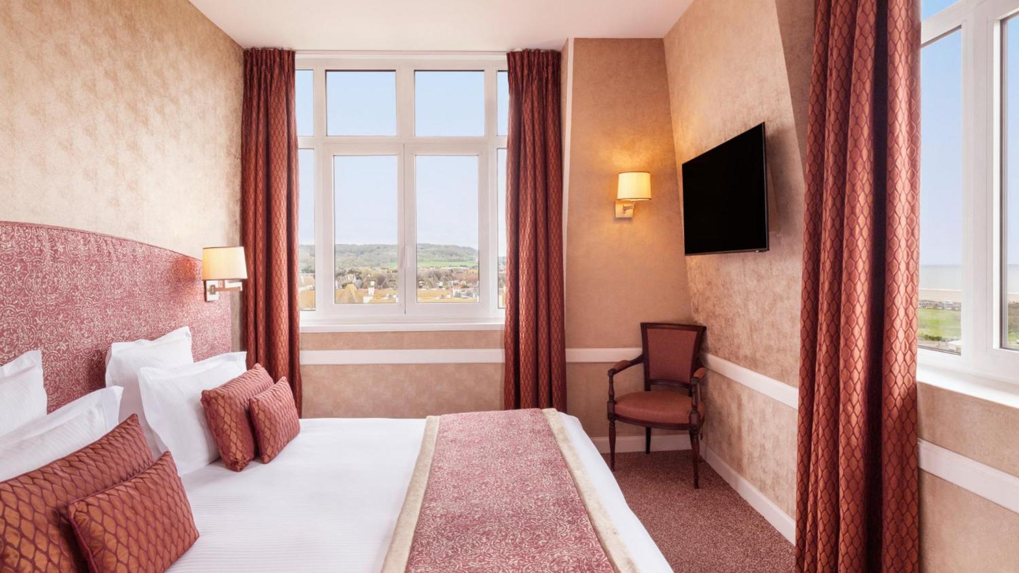 Hotel Barrière Le Royal 5*